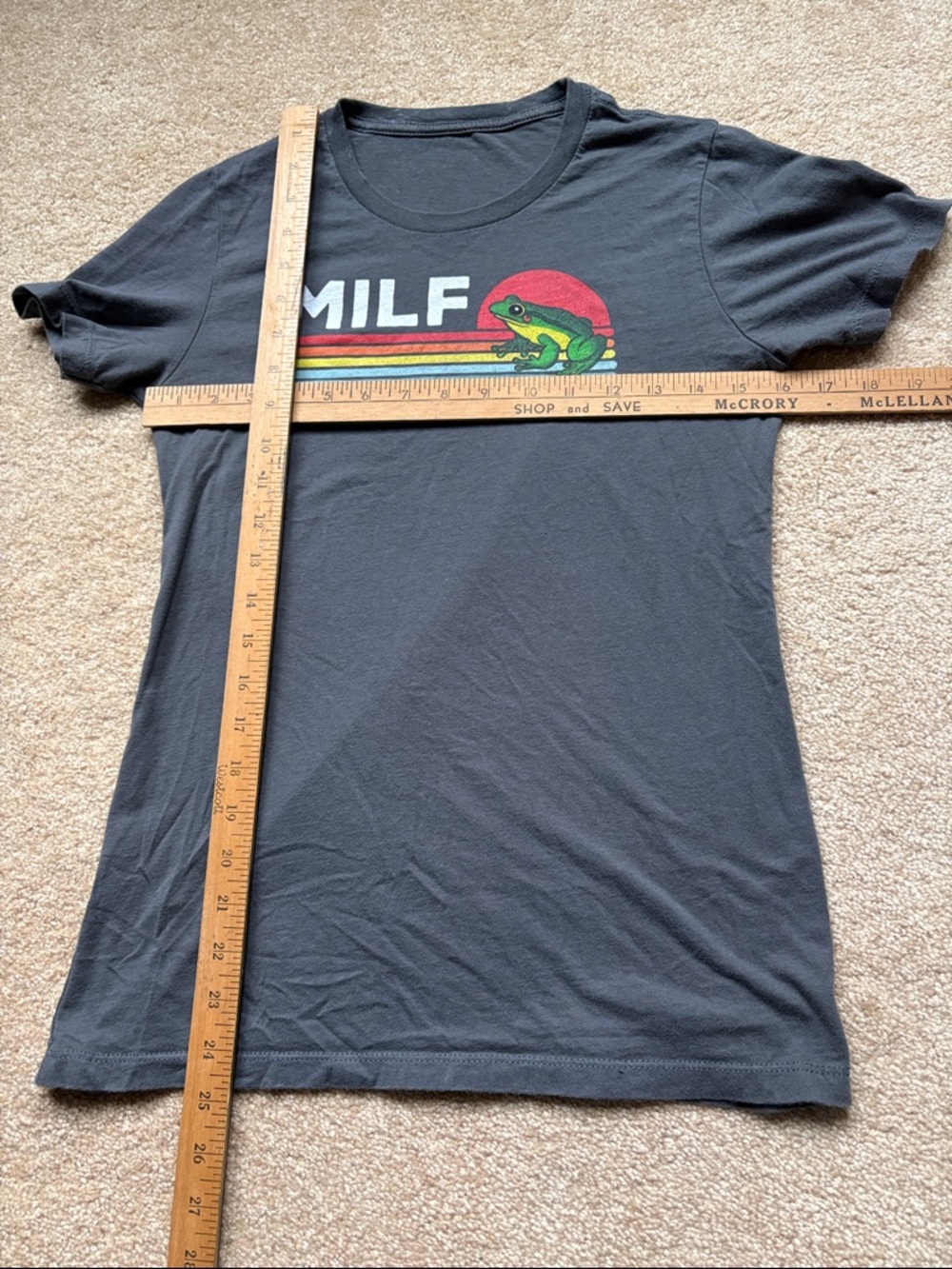 MILF Man I Love Frogs Graphic Tee - Black with Rainbow & Green Frog - Picture 2 of 3